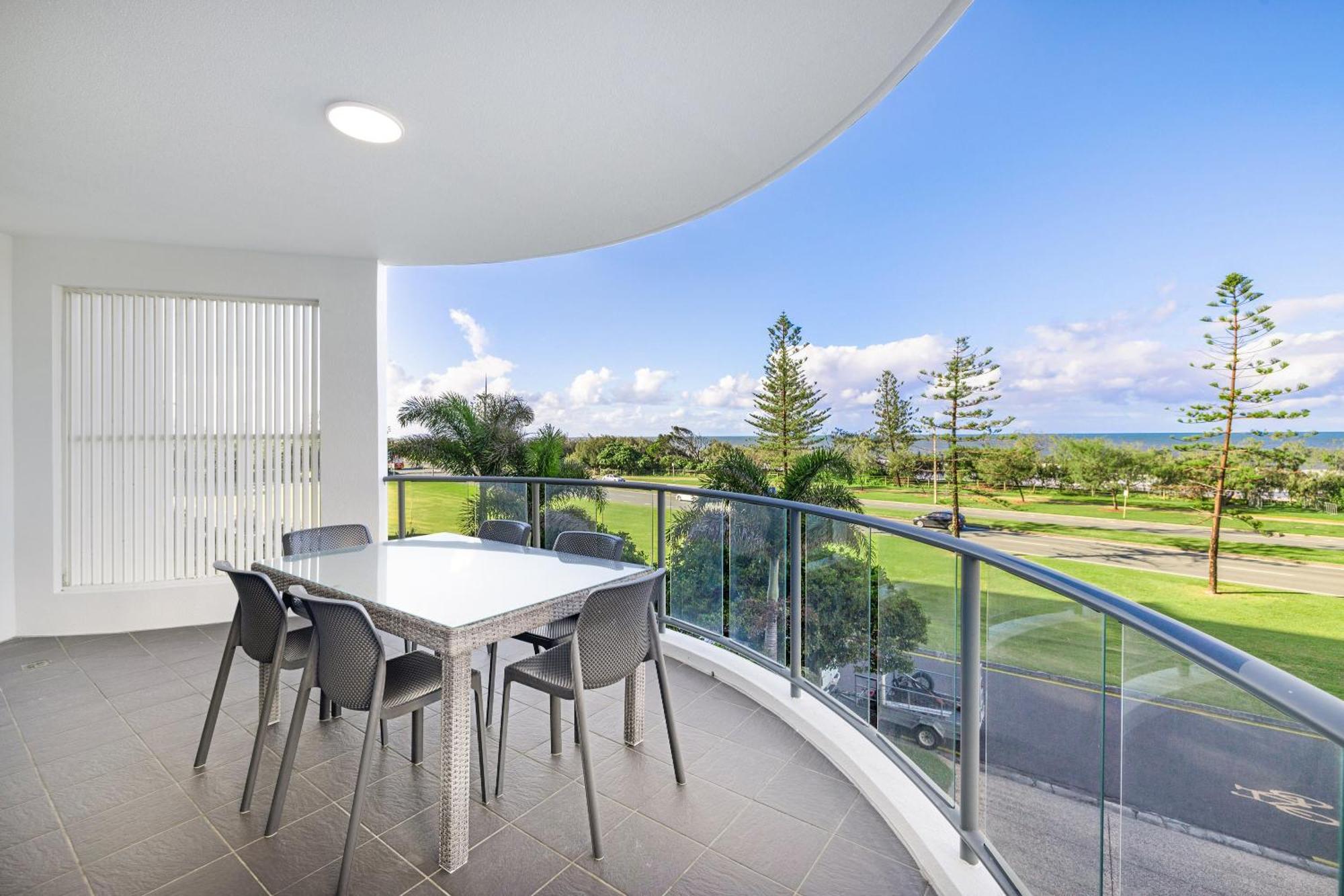 Meridian Alex Beach Apartments Alexandra Headland Szoba fotó